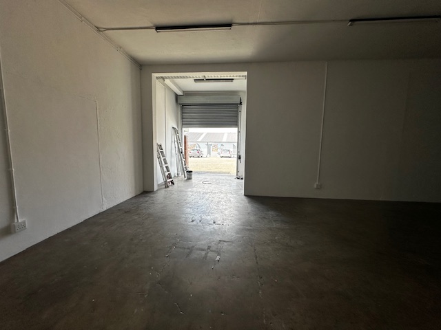To Let Commercial Property for Rent in Maitland Western Cape